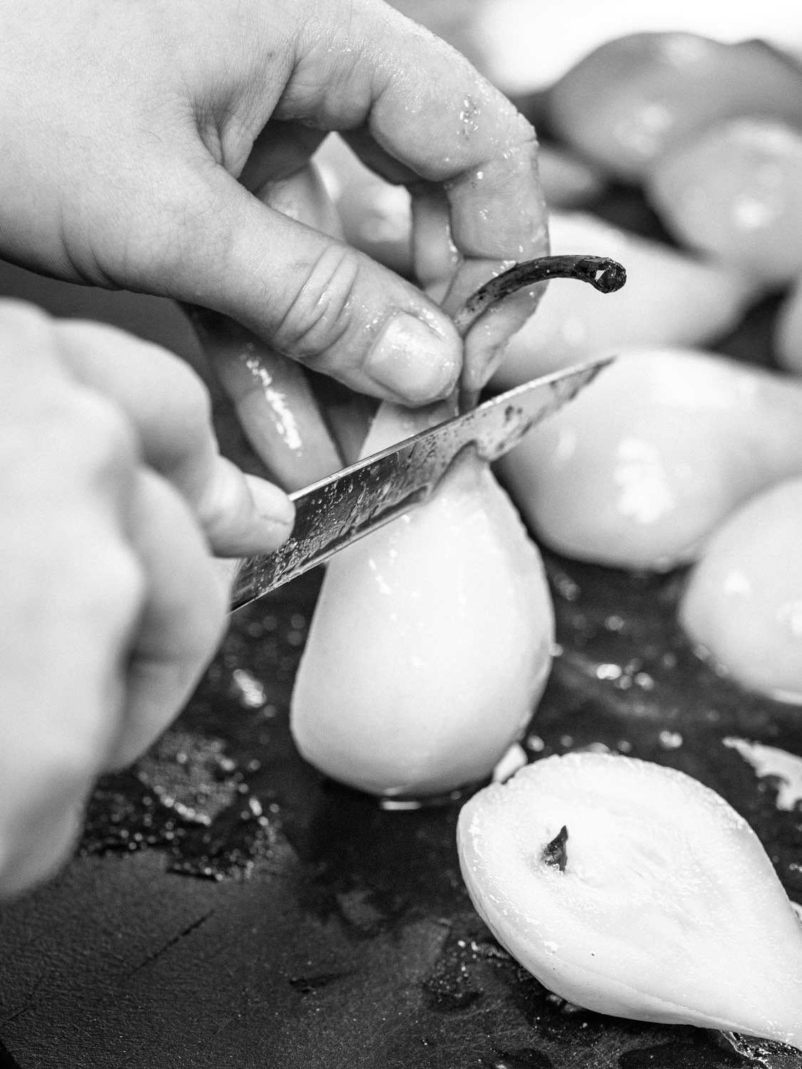 CircéLefebvre_Ecir-CuisineMainB&W-9